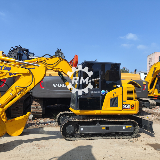 2018 كوماتسو PC70-43308339