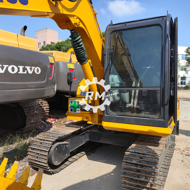 2018 كوماتسو PC70-43308342