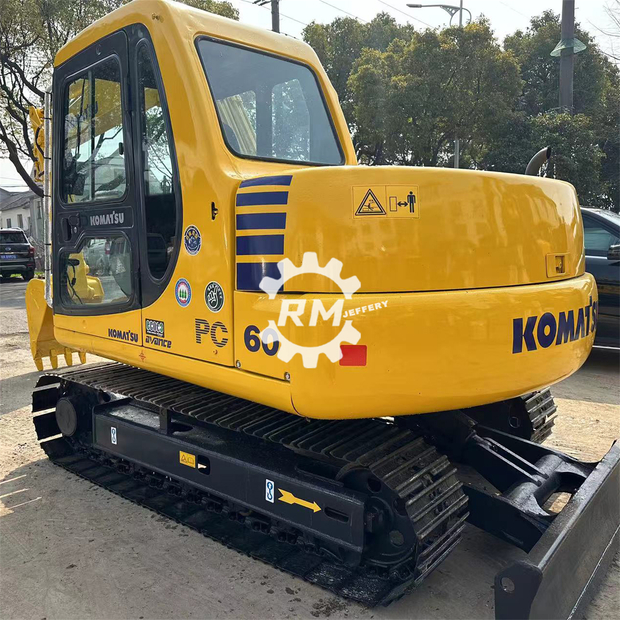 2010 Komatsu PC60-43308365