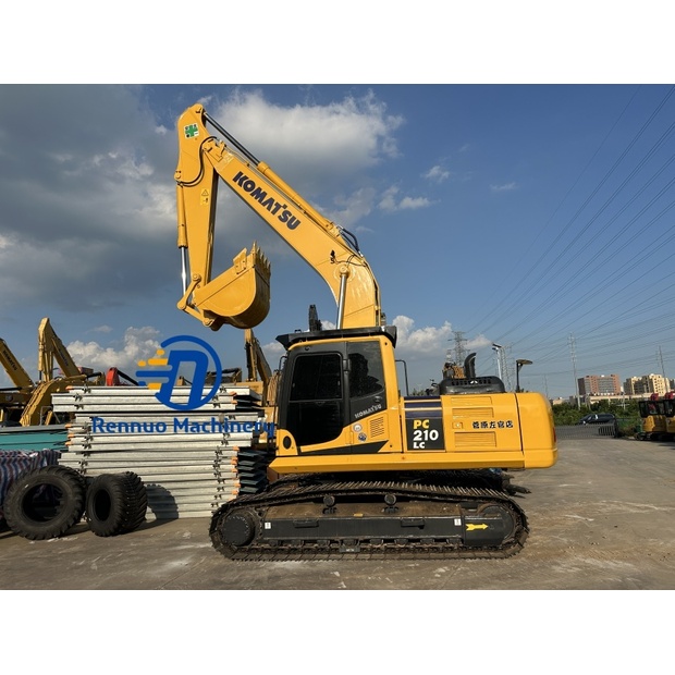 2024 Komatsu PC210-43308367