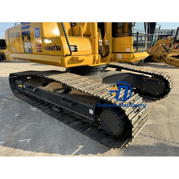 2024 Komatsu PC210-43308373