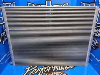 Image de Radiator - Aluminum International Used