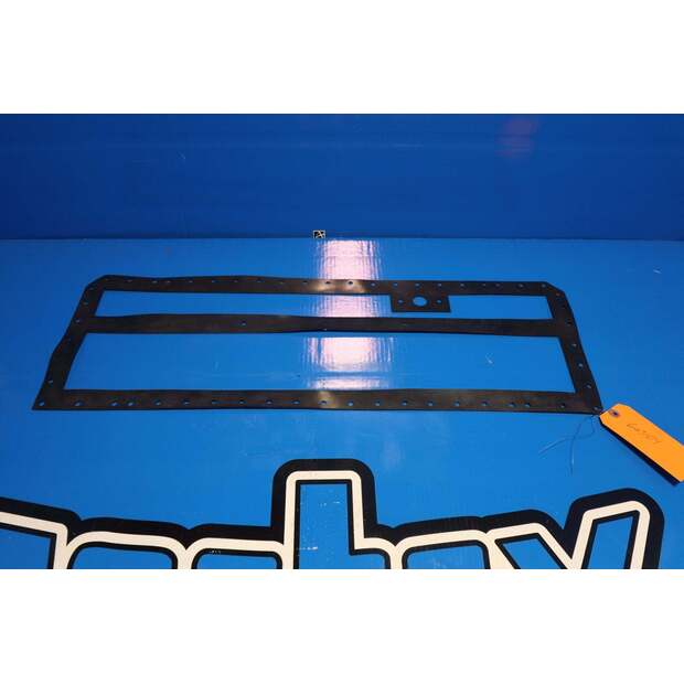 طوقا انترناشونال مستعملة-43308489