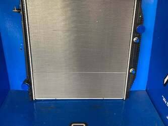 صورة ل قطع غيار Radiator-PTR انترناشونال مستعملة