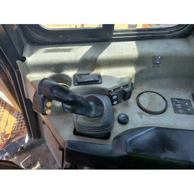 2008 كاتربيلر D6T LGP-43309470