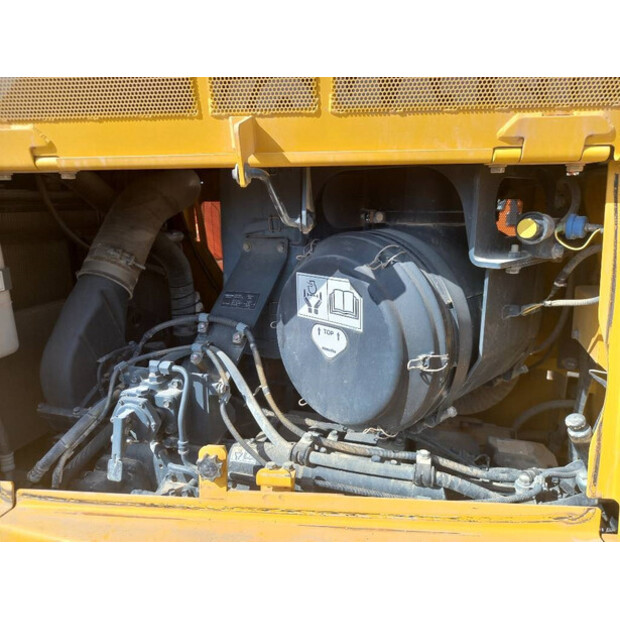 2024 Komatsu D155A-6R-43309635