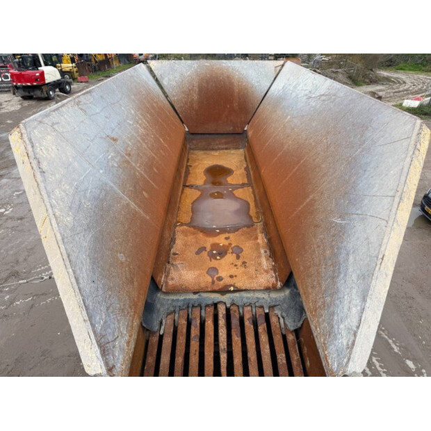 2000 GIPO R130-43309678