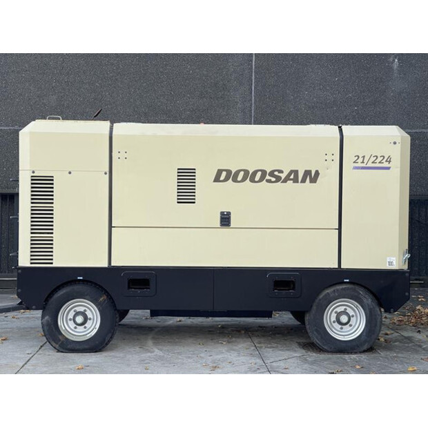 2016 Doosan 21 / 224 - N-43309879