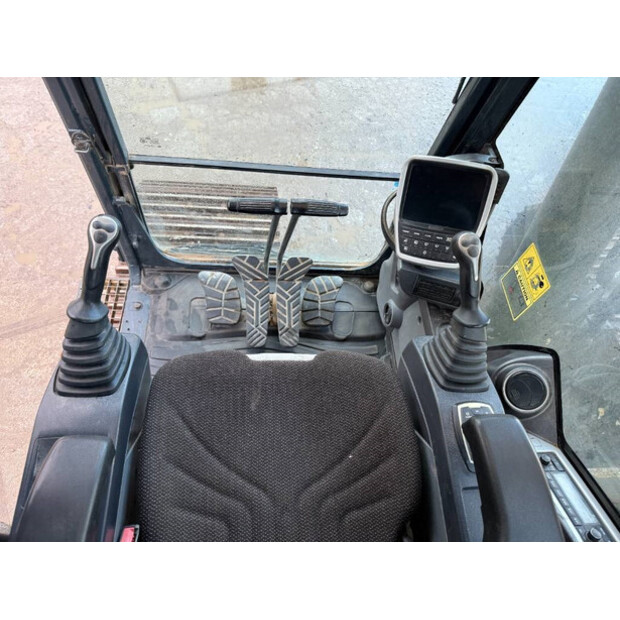 2016 Hyundai HX300LR-43309933