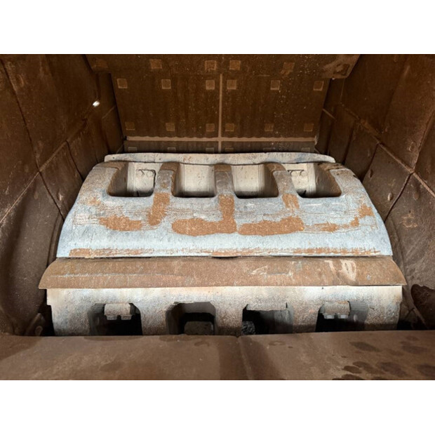 2000 جيبو R130-43310016