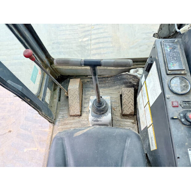 2012 اي اتش اي IC 100-43310256