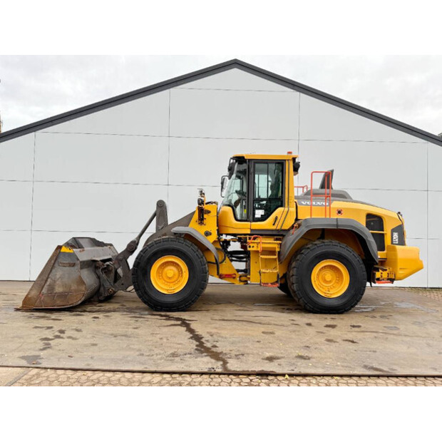 2019 فولفو L120H-43310342