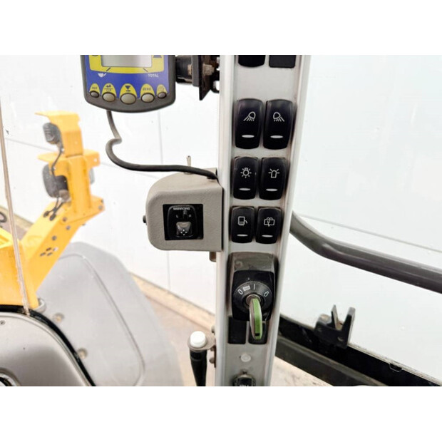 2019 فولفو L120H-43310354