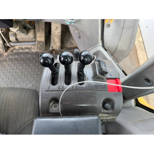 2021 Volvo L90H-43310467