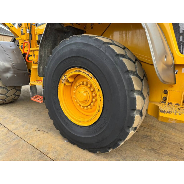 2021 Volvo L90H-43310479