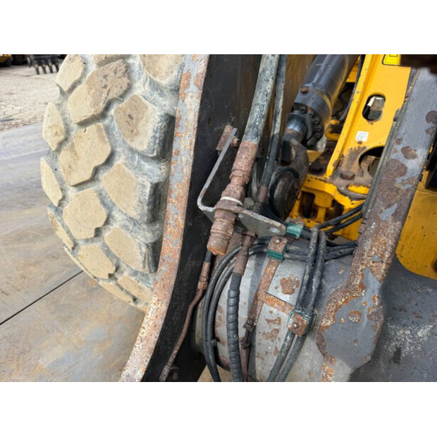 2021 Volvo L90H-43310482