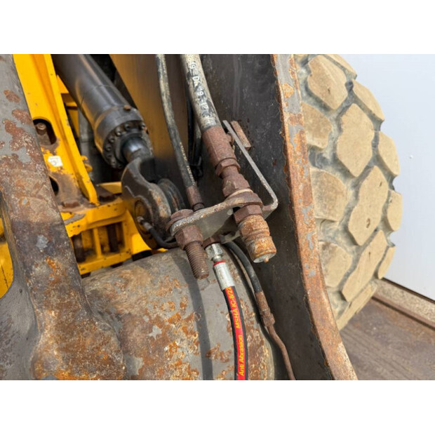 2021 Volvo L90H-43310484