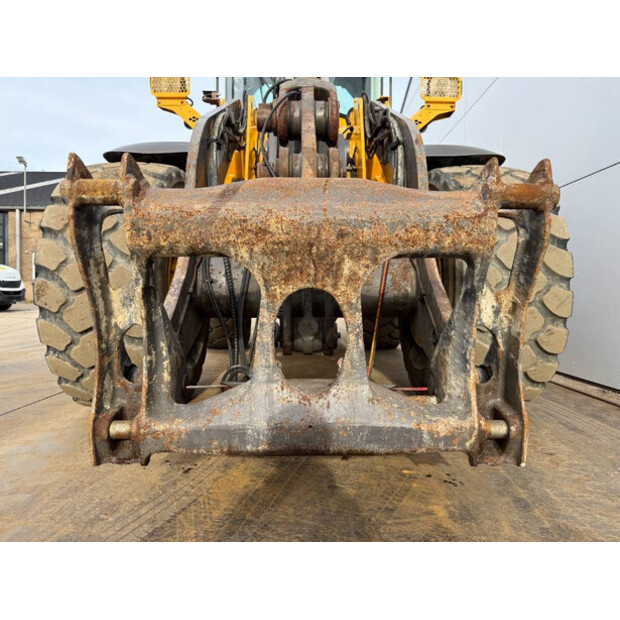 2021 Volvo L90H-43310486