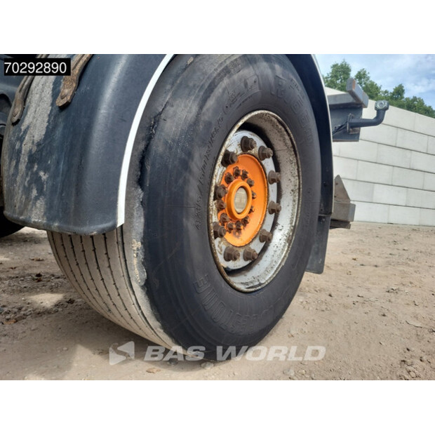 2001 بيرغ OTHERS-43310815