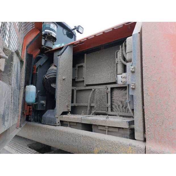 2016 هيتاشى ZX170W-5B-43310824