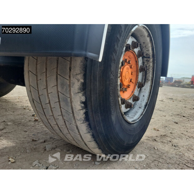 2001 بيرغ OTHERS-43310828