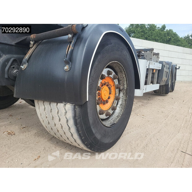 2001 بيرغ OTHERS-43310830