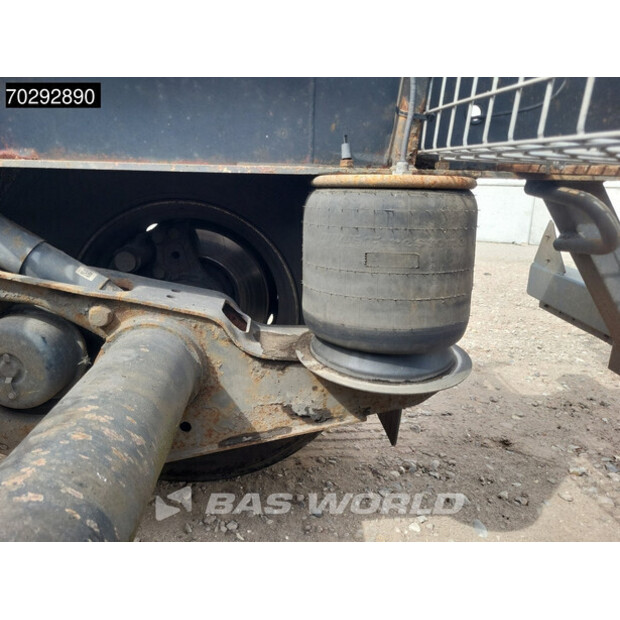 2001 بيرغ OTHERS-43310835