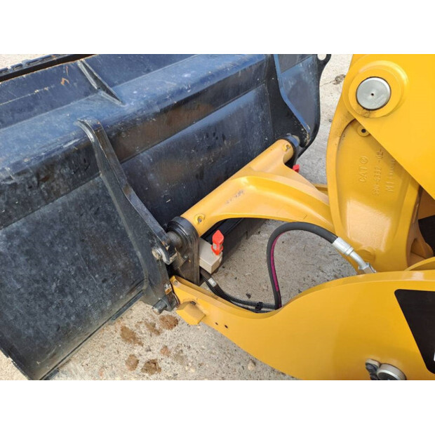 2024 Caterpillar 906-43310879