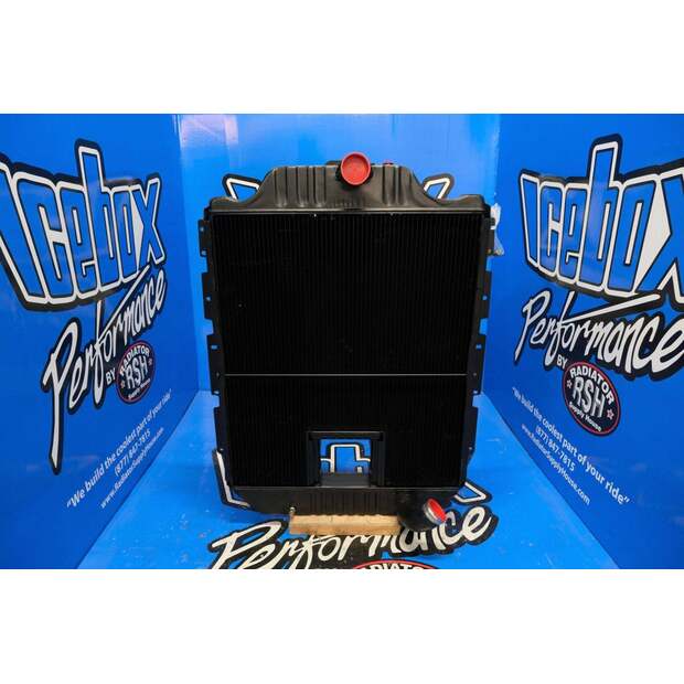 Radiator - Aluminum International Used-43312435