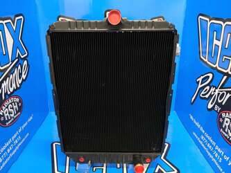 صورة ل قطع الغيار Radiator - Aluminum انترناشونال مستعملة