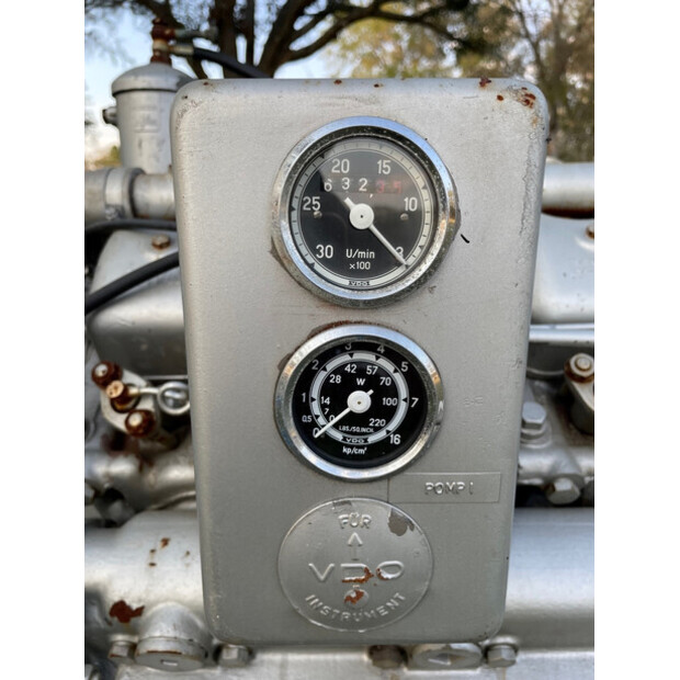 MWM D232 V12 PUMP USED-43314707