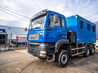 Image de CAMIONS-CAISSES 2003 MAN TGA 33.363