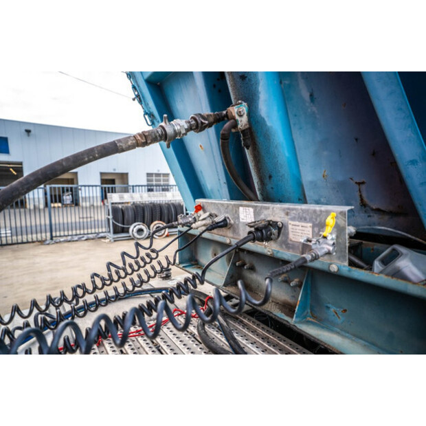 1999 BENALU DF33-43314954