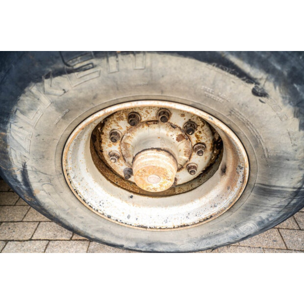 1998 Robuste-Kaiser S3302G37-43315015