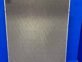 صورة ل قطع غيار Radiator-PTR فريتلاينر مستعملة