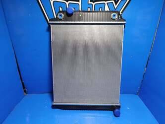 صورة ل قطع غيار Radiator-PTR فريتلاينر مستعملة