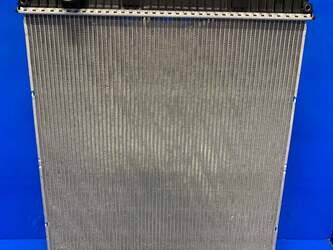 صورة ل قطع غيار Radiator - Aluminum فريتلاينر مستعملة