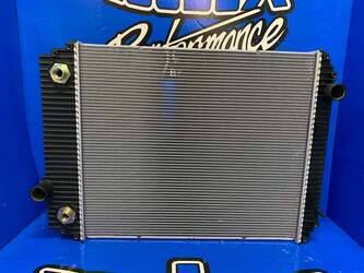 صورة ل قطع غيار Radiator-PTR فريتلاينر مستعملة