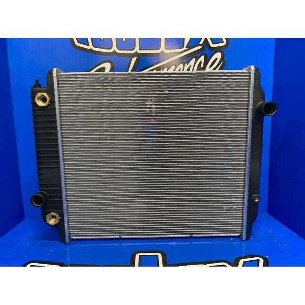 Radiator-PTR فريتلاينر مستعملة-43329551