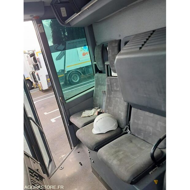 2010 مرسيدس بنز 2633-43335688