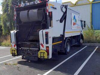 Image for Waste Trucks 2002 Renault PREMIUM