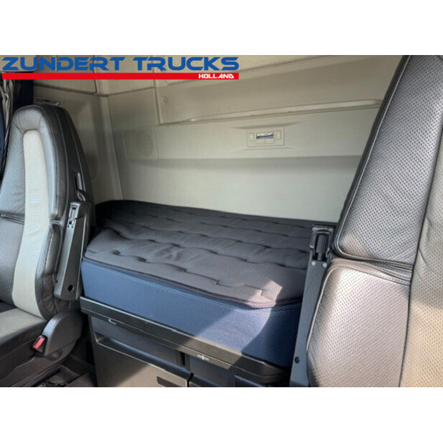 2021 فولفو FH500-43337651