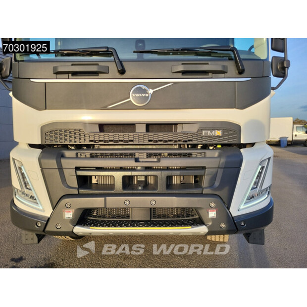 2025 فولفو FMX 500-43337922