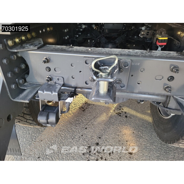 2025 فولفو FMX 500-43337933