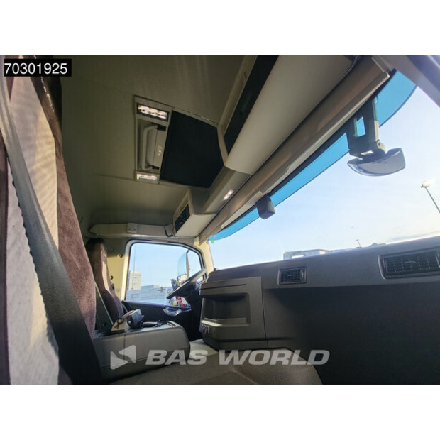 2025 فولفو FMX 500-43337945