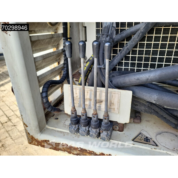 2011 كيستراك FRONTIER-43338399