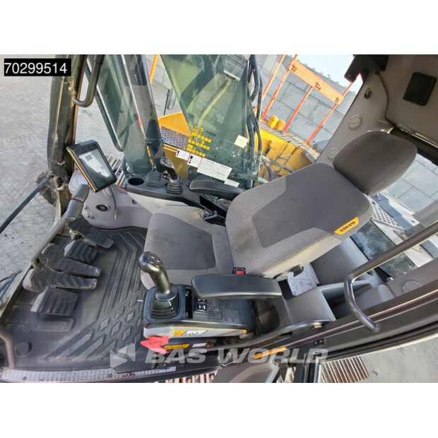 2017 Volvo EC220EL-43338493