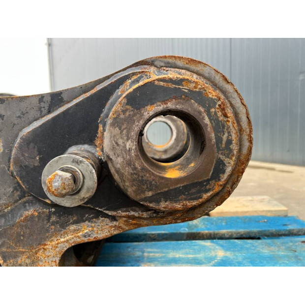 2011 كليب MEK KM70-43338991