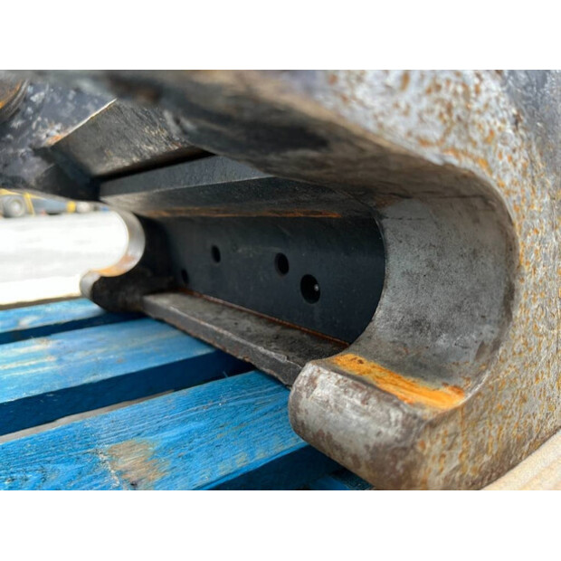 2011 كليب MEK KM70-43338999