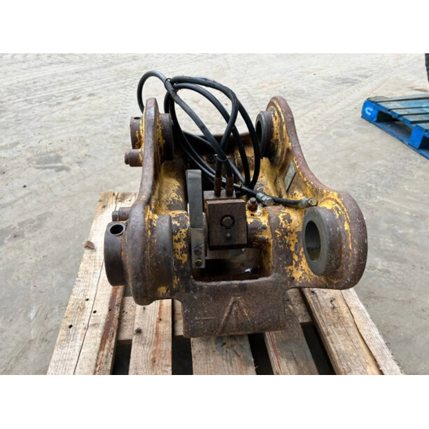 2011 Caterpillar 312D-43339046